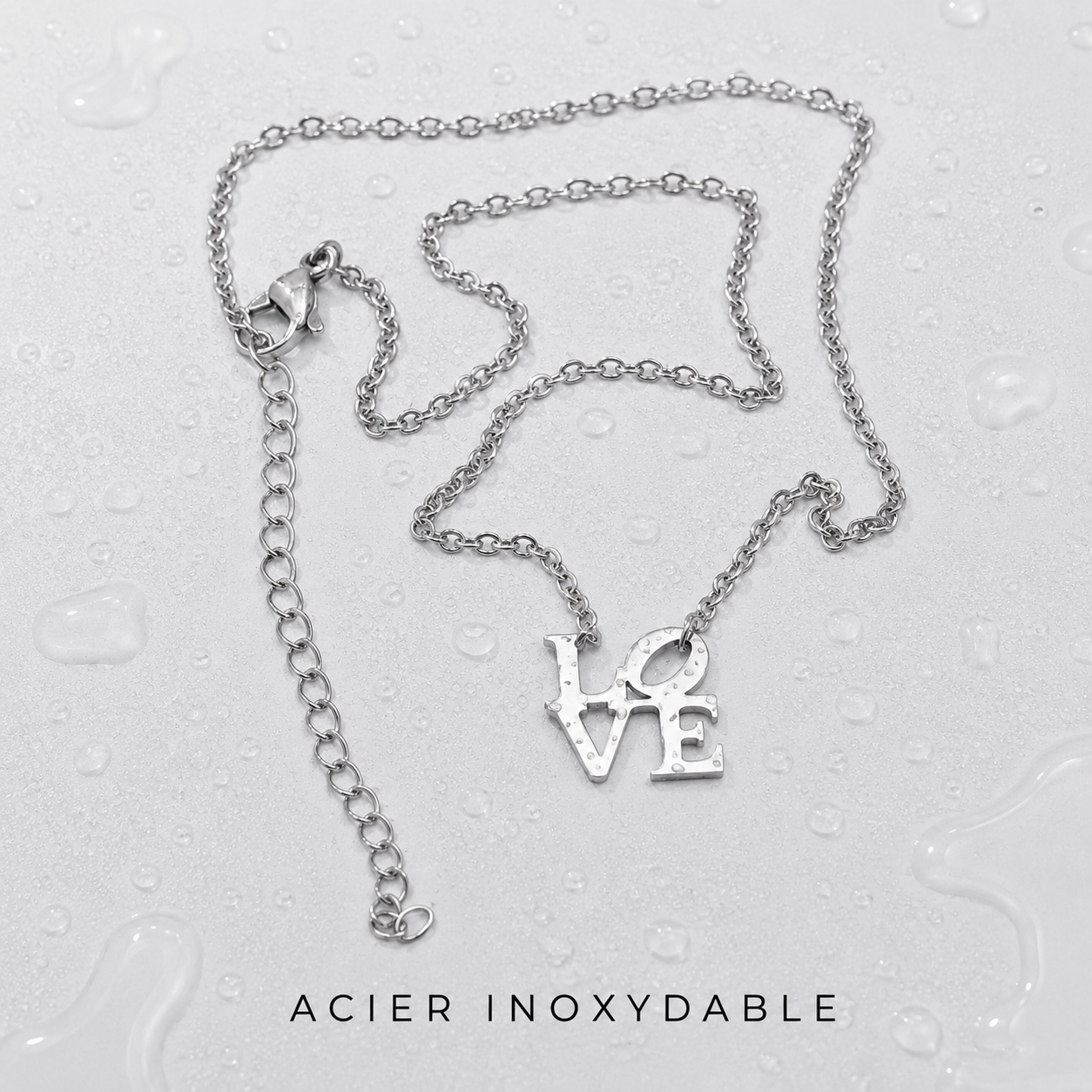 COLLIER LOVE