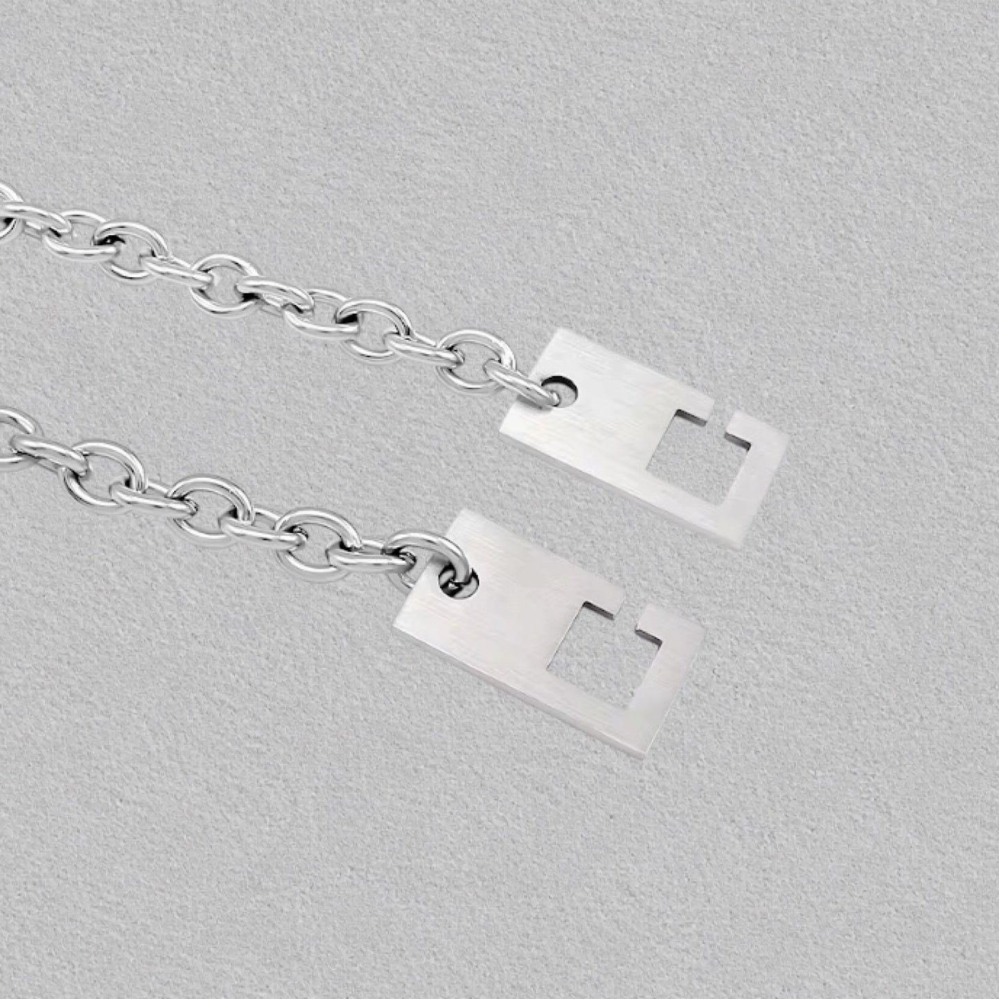 COLLIER CEZAR