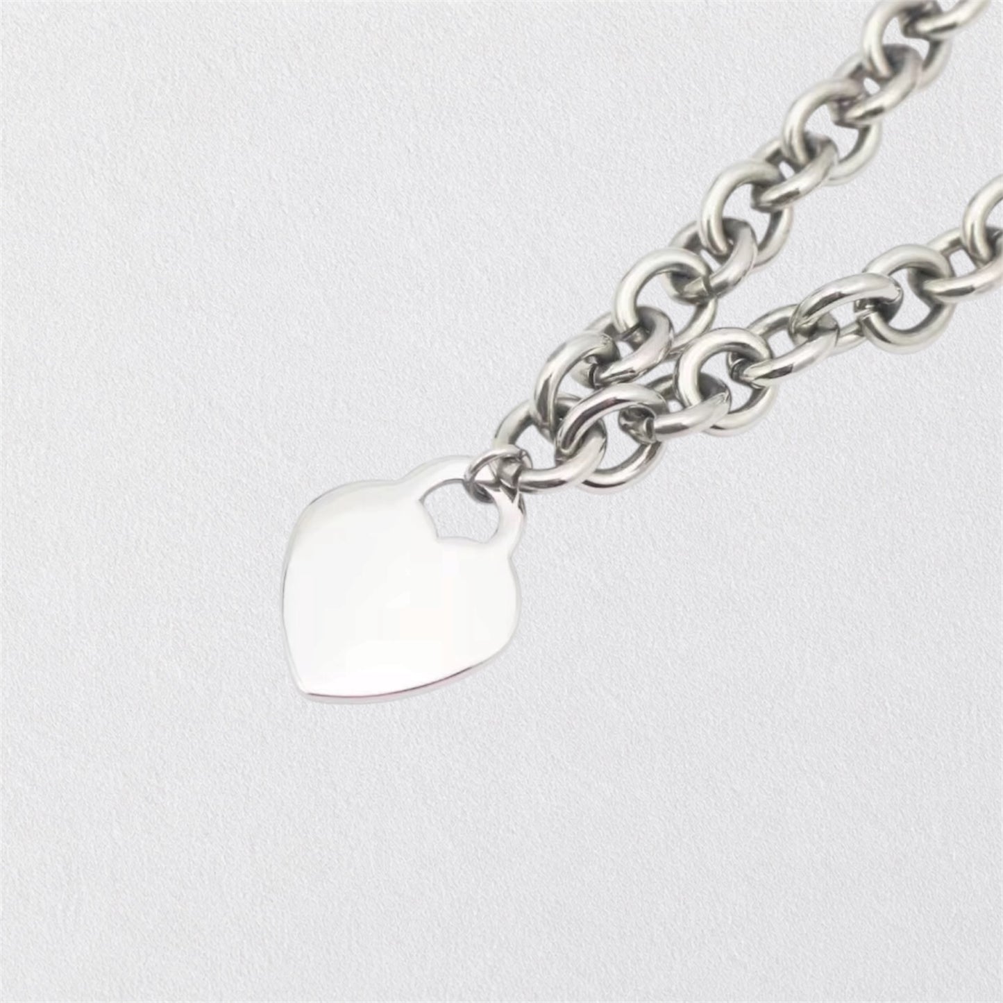 COLLIER KURA